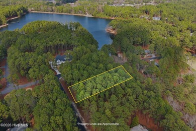 Beautiful 0.86-acre homesite in the gated community of Pinewild on Pinewild Country Club of Pinehurst in North Carolina - for sale on GolfHomes.com, golf home, golf lot
