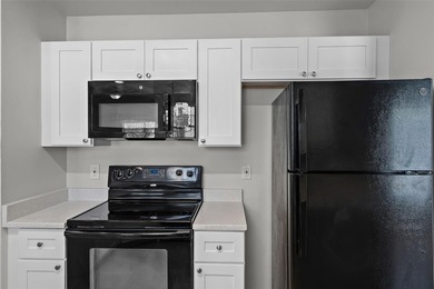 Welcome to your Florida dream home! This spacious 3-bedroom on Twin Rivers Golf Club in Florida - for sale on GolfHomes.com, golf home, golf lot