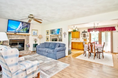Cozy Home Offers Comfort and Practicality on Oak Run Golf Course in Illinois - for sale on GolfHomes.com, golf home, golf lot