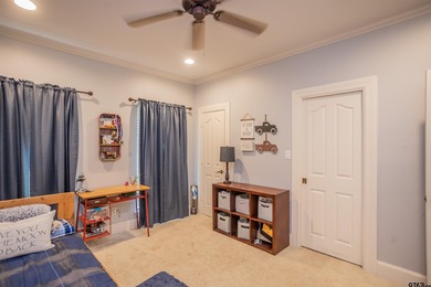 WELCOME to this stunning 4 bedroom, 3 bathroom, 3,236 square ft on Oak Hurst Golf Course in Texas - for sale on GolfHomes.com, golf home, golf lot