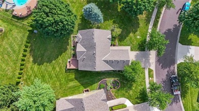 This meticulously maintained former model home in the highly on Drumm Farm Golf Course in Missouri - for sale on GolfHomes.com, golf home, golf lot