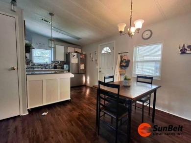 Charming 2 Bedroom / 2 Bath BARR Home in Rolling Greens Village on Rolling Greens Executive Golf Community in Florida - for sale on GolfHomes.com, golf home, golf lot