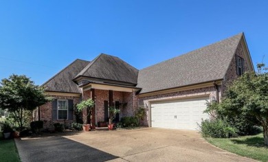 This home has an open floor plan, perfect for entertaining on The Country Club of Oxford in Mississippi - for sale on GolfHomes.com, golf home, golf lot