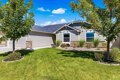 Fresh on the market, this charming & cherished home sits at the on Hunters Point Golf Club in Idaho - for sale on GolfHomes.com, golf home, golf lot