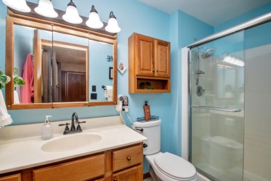 Cozy Home Offers Comfort and Practicality on Oak Run Golf Course in Illinois - for sale on GolfHomes.com, golf home, golf lot
