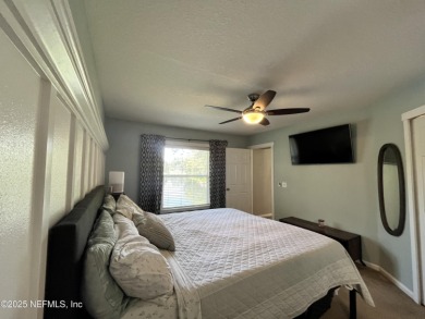 Here is your opportunity to own an end unit one-level townhome on Golf Club At Fleming Island in Florida - for sale on GolfHomes.com, golf home, golf lot