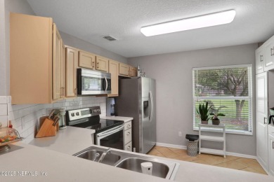 Here is your opportunity to own an end unit one-level townhome on Golf Club At Fleming Island in Florida - for sale on GolfHomes.com, golf home, golf lot