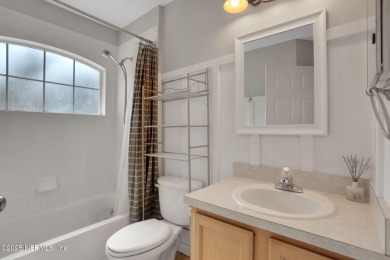 Here is your opportunity to own an end unit one-level townhome on Golf Club At Fleming Island in Florida - for sale on GolfHomes.com, golf home, golf lot