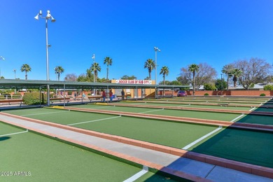 Perfect Sun City Condo, 2 Bedrooms plus Arizona Room, 2 Baths on Sun City Lakes West and East in Arizona - for sale on GolfHomes.com, golf home, golf lot