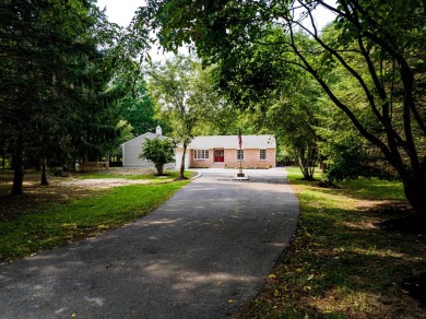 Completely renovated Ranch at 470 Moores Lane, Cutchogue with on North Fork Country Club in New York - for sale on GolfHomes.com, golf home, golf lot