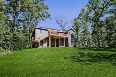 Beautiful, move-in ready new construction home in the heart of on Bella Vista - Metfield Golf Complex and Country Club in Arkansas - for sale on GolfHomes.com, golf home, golf lot
