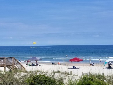 Well maintained 1st floor, end unit condo located on the 10th on Pawleys Plantation Golf and Country Club in South Carolina - for sale on GolfHomes.com, golf home, golf lot