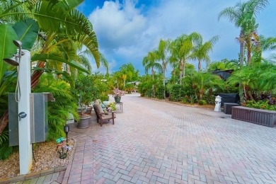 Under contract-accepting backup offers. Welcome to your slice of on The Groves Golf and Country Club in Florida - for sale on GolfHomes.com, golf home, golf lot