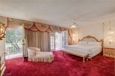 Vintage classic 1969 townhome in the Las Vegas Country Club on Las Vegas Country Club in Nevada - for sale on GolfHomes.com, golf home, golf lot