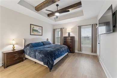 Lakewood Living Made Easy - 3-Year-Young Maintenance-Provided on Lakewood Oaks Golf Club, Ltd. in Missouri - for sale on GolfHomes.com, golf home, golf lot