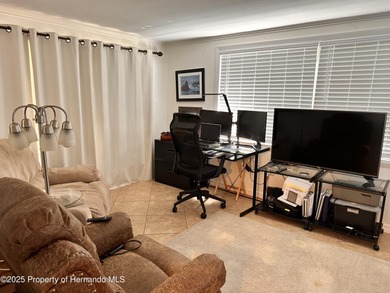 MUST-SEE PROPERTY: PRICE IMPROVEMENT! NOW PRICED BELOW 220K! on Heritage Pines Country Club in Florida - for sale on GolfHomes.com, golf home, golf lot