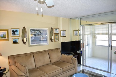 this is a very well kept unit which features privacy, extra on Sunrise Lakes Phase III in Florida - for sale on GolfHomes.com, golf home, golf lot