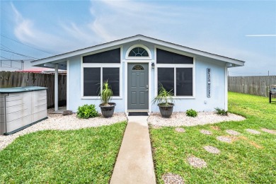 Charming and fully furnished 2-bedroom, 1-bath Cottage with a on Rockport Country Club in Texas - for sale on GolfHomes.com, golf home, golf lot