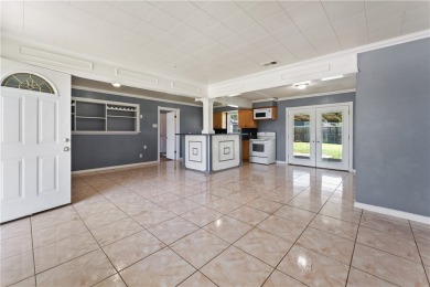 Welcome to 938 Woodlawn Drive, a charming one story home on Oso Beach Municipal Golf Course in Texas - for sale on GolfHomes.com, golf home, golf lot
