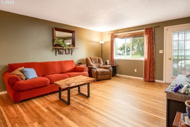 Discover low-maintenance living in this updated 2-bedroom on  in Oregon - for sale on GolfHomes.com, golf home, golf lot