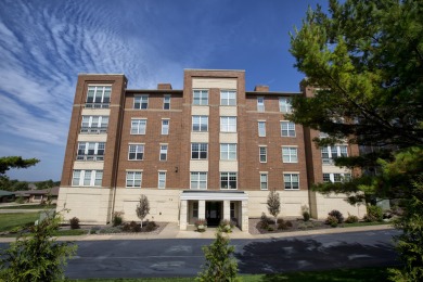 Stunning Hawk's Landing 2BR, 2BA condo with golf course views on Hawks Landing Golf Club in Wisconsin - for sale on GolfHomes.com, golf home, golf lot