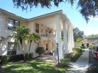 Move-in ready well maintained two bedroom, two bath condo on Kings Point Executive Golf Course in Florida - for sale on GolfHomes.com, golf home, golf lot