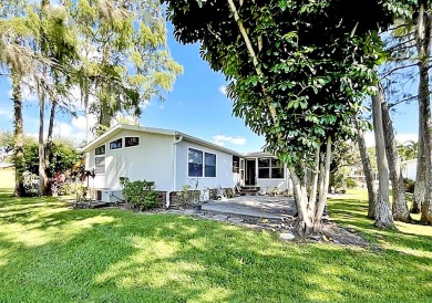 This pretty home is waiting for someone to give it some love on Del Tura Golf and Country Club in Florida - for sale on GolfHomes.com, golf home, golf lot