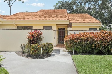 Stylishly Renovated 2-Bedroom, 2-Bath Villa in The Meadows - on The Meadows Golf and Country Club in Florida - for sale on GolfHomes.com, golf home, golf lot