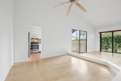 Stylishly Renovated 2-Bedroom, 2-Bath Villa in The Meadows - on The Meadows Golf and Country Club in Florida - for sale on GolfHomes.com, golf home, golf lot