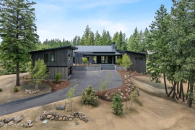 Welcome to Estate 223, a meticulously crafted home with on Gozzer Ranch Golf and Lake Club in Idaho - for sale on GolfHomes.com, golf home, golf lot