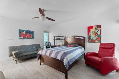 BACK ON THE MARKET Feels like a 3-bedroom home. This spacious on Woodlands Country Club in Florida - for sale on GolfHomes.com, golf home, golf lot