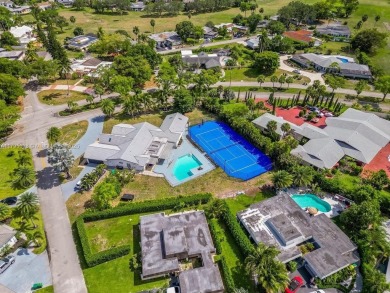 BACK ON THE MARKET Feels like a 3-bedroom home. This spacious on Woodlands Country Club in Florida - for sale on GolfHomes.com, golf home, golf lot