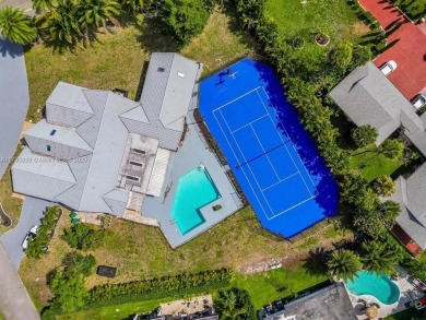 BACK ON THE MARKET Feels like a 3-bedroom home. This spacious on Woodlands Country Club in Florida - for sale on GolfHomes.com, golf home, golf lot