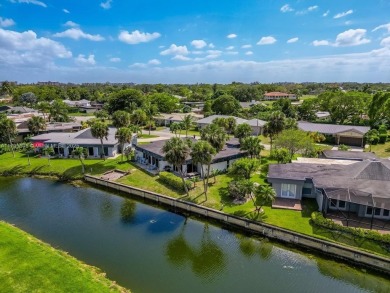 BACK ON THE MARKET Feels like a 3-bedroom home. This spacious on Woodlands Country Club in Florida - for sale on GolfHomes.com, golf home, golf lot