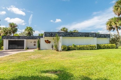 BACK ON THE MARKET Feels like a 3-bedroom home. This spacious on Woodlands Country Club in Florida - for sale on GolfHomes.com, golf home, golf lot