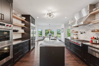 Fully furnished, nearly 6,000 square foot, recently renovated on Laurel Links Country Club in New York - for sale on GolfHomes.com, golf home, golf lot