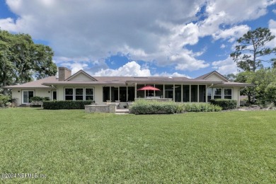 GREAT OPPORTUNITY TO LIVE IN THIS GATED GOLF COURSE COMMUNITY on The Deerwood Country Club in Florida - for sale on GolfHomes.com, golf home, golf lot