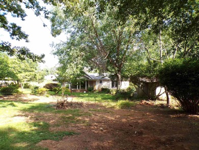 Cotton Creek Golf community home in Dist 7 looking for some TLC on The Creek Golf Club in South Carolina - for sale on GolfHomes.com, golf home, golf lot