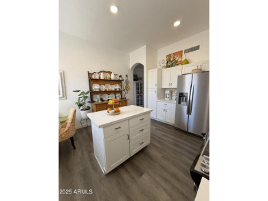 Beautiful remodeled townhome in the Active Adult community of on Oakwood Golf Club  in Arizona - for sale on GolfHomes.com, golf home, golf lot