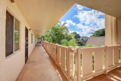 REMODELED GORGEOUS DOUBLE LAKE VIEW FROM 2ND FLOOR. NEW KITCHEN on Marina Lakes Golf Course in Florida - for sale on GolfHomes.com, golf home, golf lot