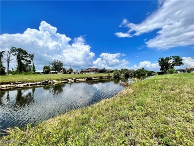 Beautiful waterfront lot in the Pebble Beach Golf Course on Pinemoor West Golf Club in Florida - for sale on GolfHomes.com, golf home, golf lot
