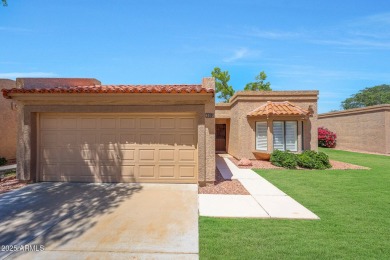 Welcome to this beautifully maintained 2-bedroom, 1.75-bath home on Westbrook Village Golf Club in Arizona - for sale on GolfHomes.com, golf home, golf lot