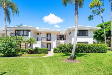 Step inside and be greeted by an inviting spacious layout. Make on Quail Ridge Golf Course and Country Club in Florida - for sale on GolfHomes.com, golf home, golf lot