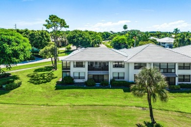 Step inside and be greeted by an inviting spacious layout. Make on Quail Ridge Golf Course and Country Club in Florida - for sale on GolfHomes.com, golf home, golf lot