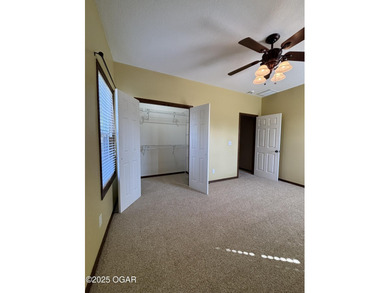 Beautifully Maintained Briarbrook Home with Detached on Briarbrook Golf Course in Missouri - for sale on GolfHomes.com, golf home, golf lot