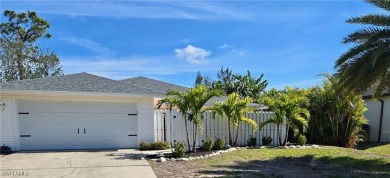 BRING OFFERS! Welcome to this delightful 2-bedroom, 2-bathroom on Alden Pines Golf Club in Florida - for sale on GolfHomes.com, golf home, golf lot
