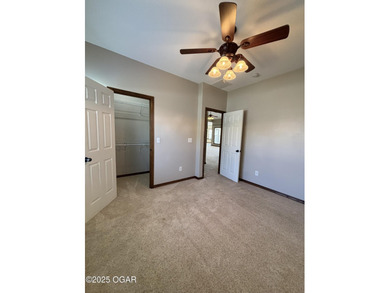 Beautifully Maintained Briarbrook Home with Detached on Briarbrook Golf Course in Missouri - for sale on GolfHomes.com, golf home, golf lot