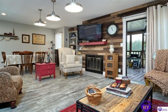Come tour this totally remodeled, condo on the 18th Green of the on Doe Valley Country Club in Kentucky - for sale on GolfHomes.com, golf home, golf lot
