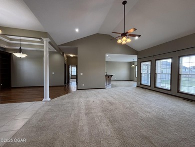 Beautifully Maintained Briarbrook Home with Detached on Briarbrook Golf Course in Missouri - for sale on GolfHomes.com, golf home, golf lot