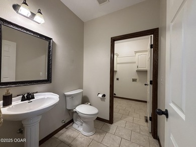 Beautifully Maintained Briarbrook Home with Detached on Briarbrook Golf Course in Missouri - for sale on GolfHomes.com, golf home, golf lot